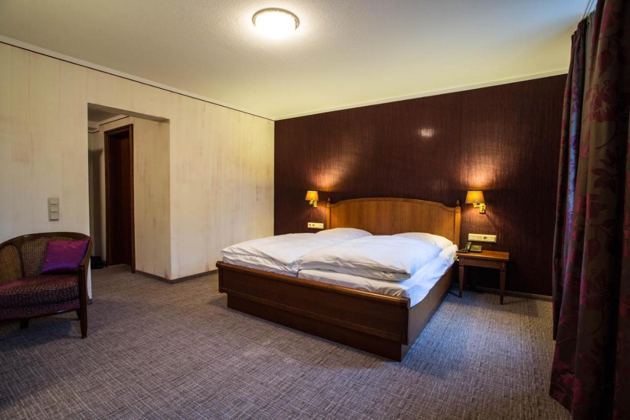 Hotel Karpfen Eberbach  Eksteriør billede